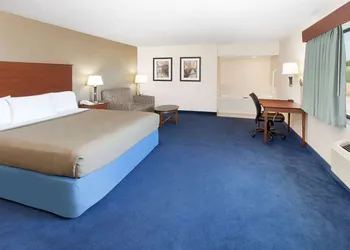 AmericInn by Wyndham Webster City hotel thumbnail 5