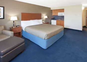 AmericInn by Wyndham Webster City hotel thumbnail 7
