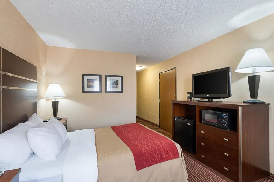 Quality Inn Parkersburg North - Vienna hotel detail image 2