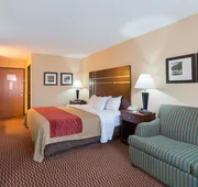 Quality Inn Parkersburg North - Vienna hotel detail image 5