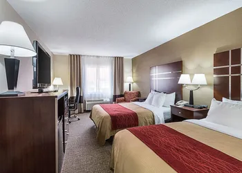 Quality Inn Parkersburg North - Vienna hotel thumbnail 8