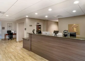 Comfort Suites near Birkdale Village- Huntersville hotel thumbnail 2