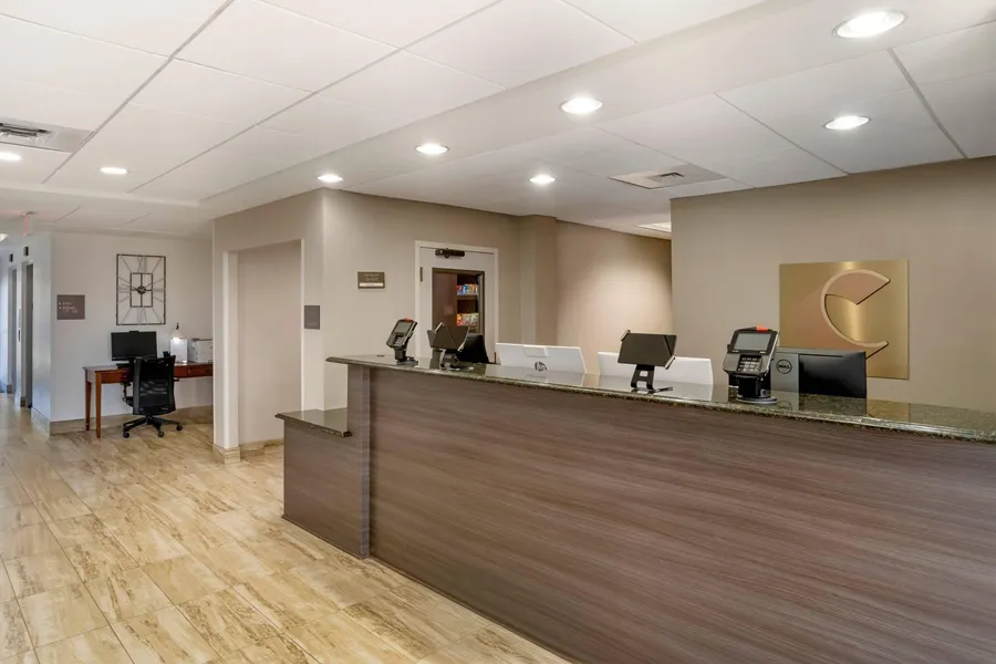 Comfort Suites near Birkdale Village- Huntersville hotel detail image 2