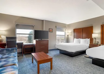 Comfort Suites near Birkdale Village- Huntersville hotel thumbnail 3