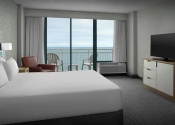Courtyard by Marriott Virginia Beach Oceanfront/South hotel thumbnail 8