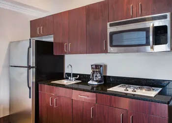 Hawthorn Extended Stay by Wyndham El Paso hotel thumbnail 8