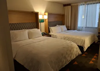 Holiday Inn Champaign by IHG hotel thumbnail 6