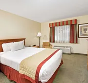 Baymont by Wyndham Indianapolis hotel detail image 4