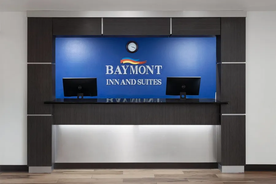Baymont by Wyndham Green Bay hotel detail image 2