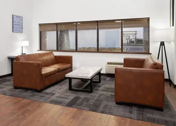 Baymont by Wyndham Green Bay hotel thumbnail 4
