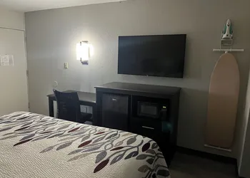 Red Roof Inn Kimball, TN - I-24 hotel thumbnail 5