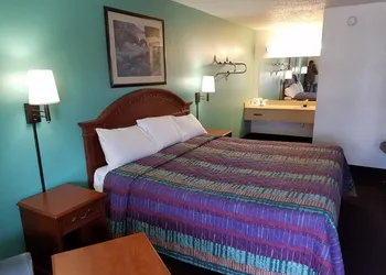 Indysouth western inn hotel thumbnail 7