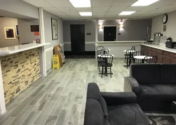 Express Inn hotel thumbnail 2