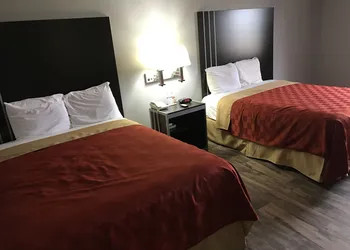 Express Inn hotel thumbnail 6