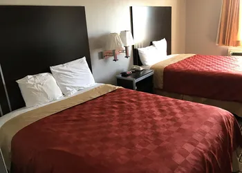 Express Inn hotel thumbnail 8