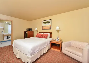 Americas Best Value Inn Lakewood Tacoma S hotel thumbnail 7