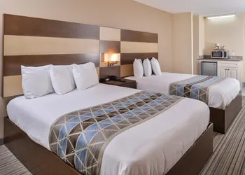 Good Living Inn hotel thumbnail 7