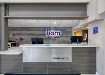 HOM Hotel Gainesville, SureStay Collection by Best Western hotel thumbnail 3