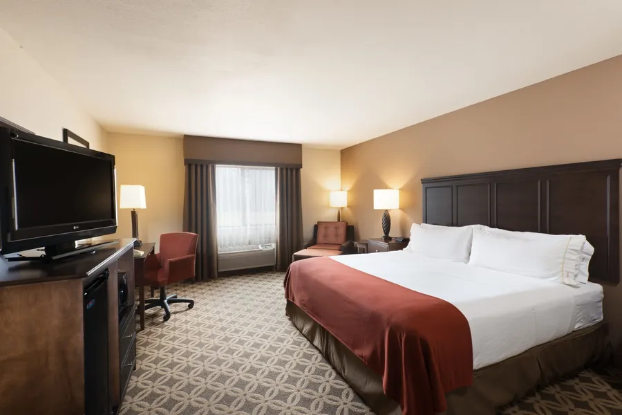Holiday Inn Express Show Low by IHG hotel detail image 2