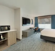 Holiday Inn Express & Suites New Berlin by IHG hotel detail image 3