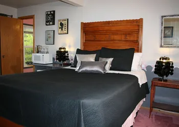 at the Waters Edge Bed & Breakfast hotel thumbnail 2
