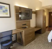 Holiday Inn Express Marshfield by IHG hotel detail image 4