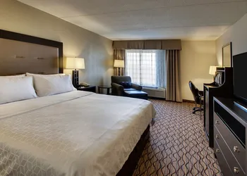 Holiday Inn Express Baltimore-BWI Airport West by IHG hotel thumbnail 3