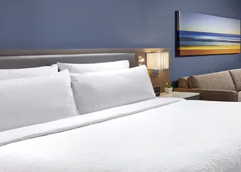 Hilton Garden Inn San Diego Mission Valley Stadium hotel thumbnail 5