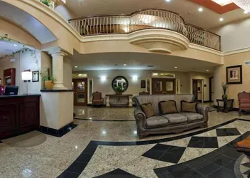 Holiday Inn Express Hotel & Suites El Centro by IHG hotel thumbnail 2