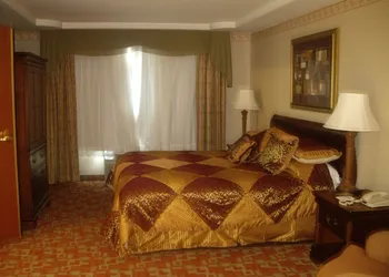 Holiday Inn Express Hotel & Suites El Centro by IHG hotel thumbnail 6