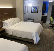 Holiday Inn Express Hotel & Suites Auburn - University Area by IHG hotel detail image 7