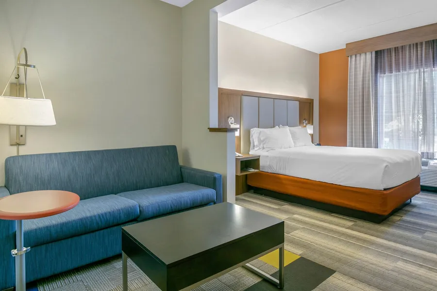 Holiday Inn Express Hotel & Stes Mt. Arlington Rockaway Area by IHG hotel detail image 6