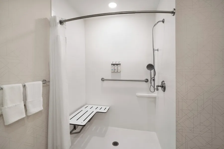 Holiday Inn Express Syracuse Airport by IHG hotel detail image 6
