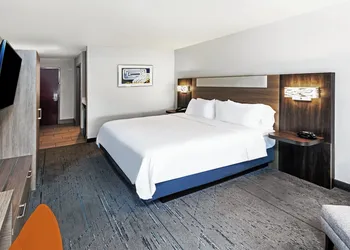 Holiday Inn Express Harvey-Marrero by IHG hotel thumbnail 8