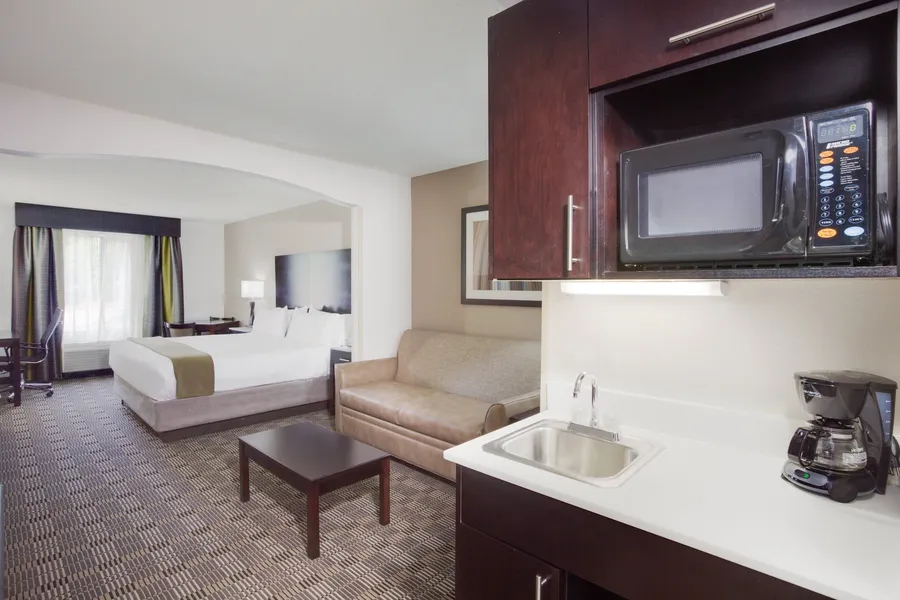 Holiday Inn Express Hotel & Suites Mebane by IHG hotel detail image 6
