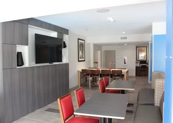 Holiday Inn Express & Suites Enterprise by IHG hotel thumbnail 3