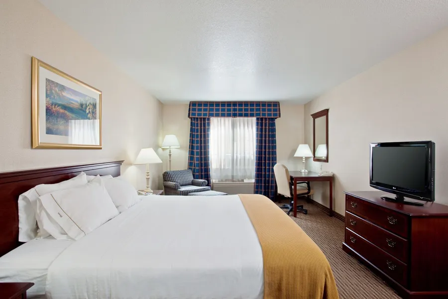 Holiday Inn Express Hotel & Suites Jackson by IHG hotel detail image 2