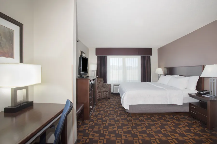 Holiday Inn Express & Suites Yankton by IHG hotel detail image 2
