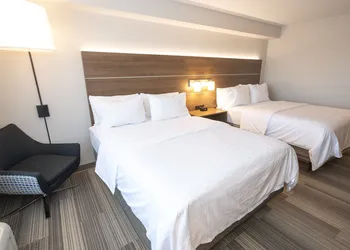 Holiday Inn Express Hotel & Suites Iron Mountain by IHG hotel thumbnail 2