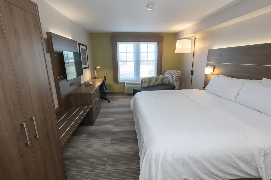 Holiday Inn Express Hotel & Suites Iron Mountain by IHG hotel detail image 6