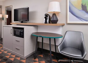 Holiday Inn Hotel & Suites Rochester - Marketplace by IHG hotel thumbnail 7