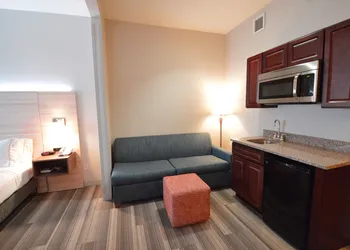 Holiday Inn Express Toledo-Oregon by IHG hotel thumbnail 7