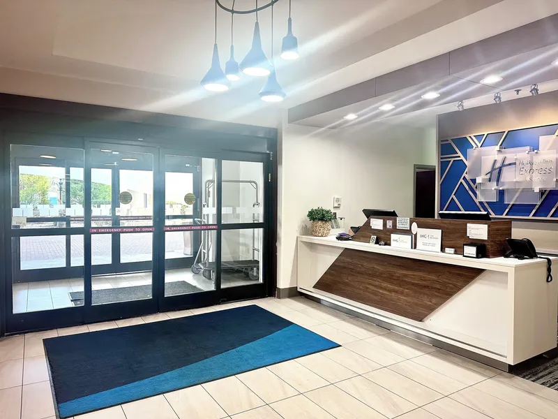 Holiday Inn Express Hinesville by IHG hotel detail image 2