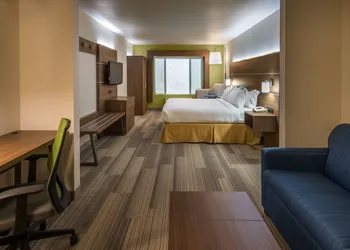 Holiday Inn Express & Suites Carson City by IHG hotel thumbnail 8