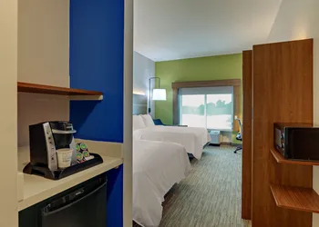 Holiday Inn Express Campbellsville by IHG hotel thumbnail 4