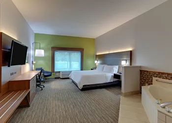 Holiday Inn Express Campbellsville by IHG hotel thumbnail 6