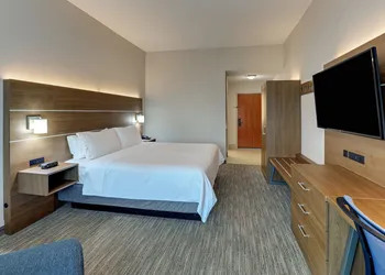 Holiday Inn Express Campbellsville by IHG hotel thumbnail 7