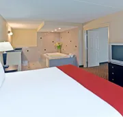 Holiday Inn Express Woodstock-Shenandoah Valley by IHG hotel detail image 3