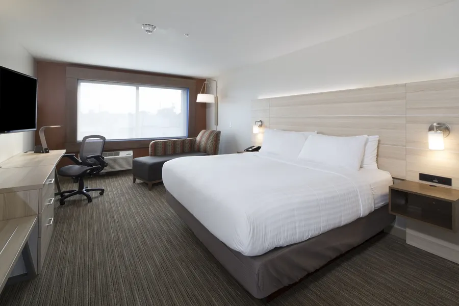 Holiday Inn Express Hotel & Suites Logansport by IHG hotel detail image 6