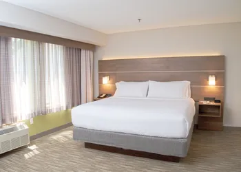 Holiday Inn Express South Burlington by IHG hotel thumbnail 6